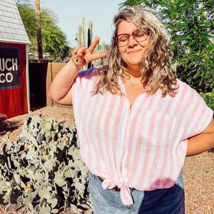 Meet your Posher, Cassandra